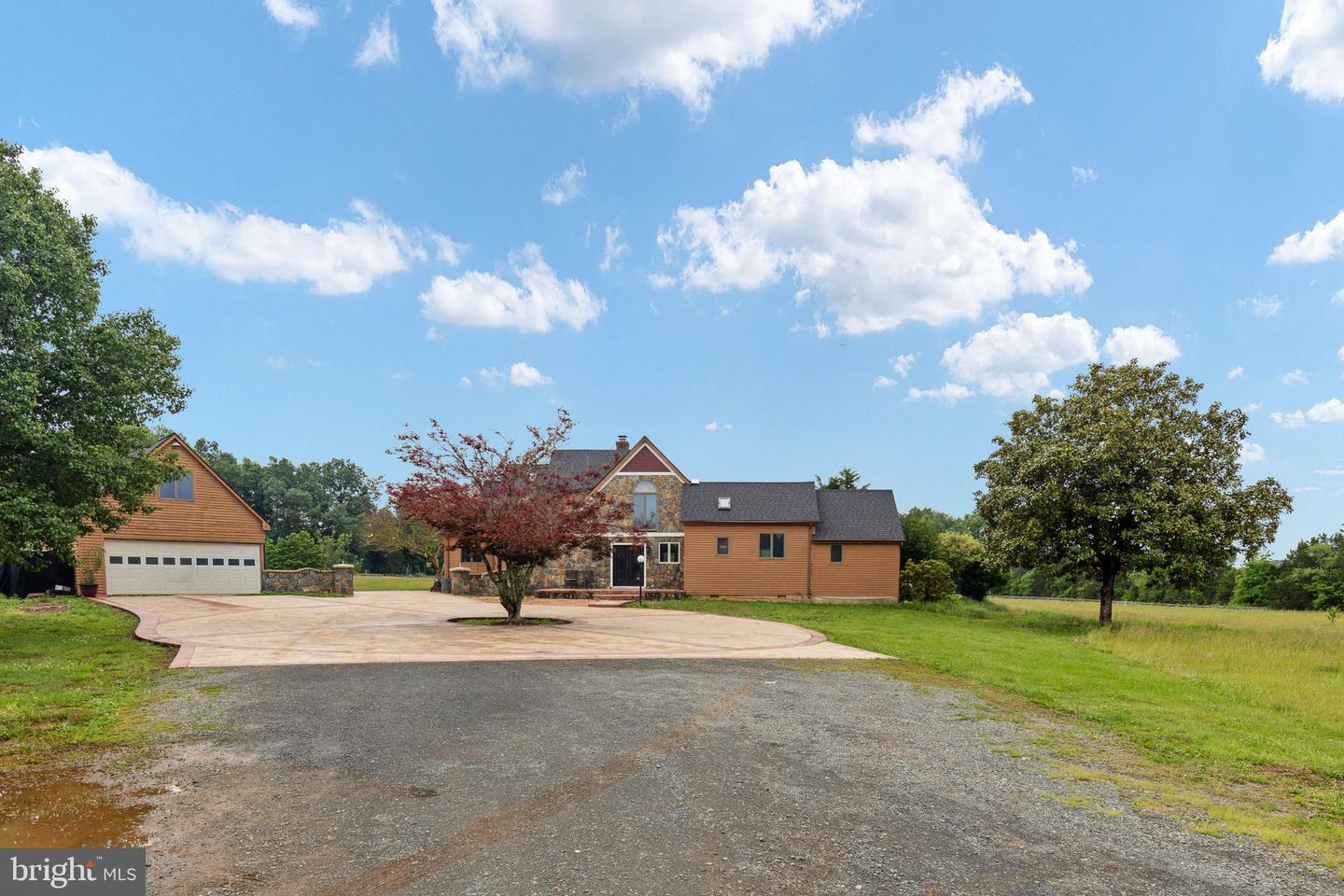 6119 Beach Road