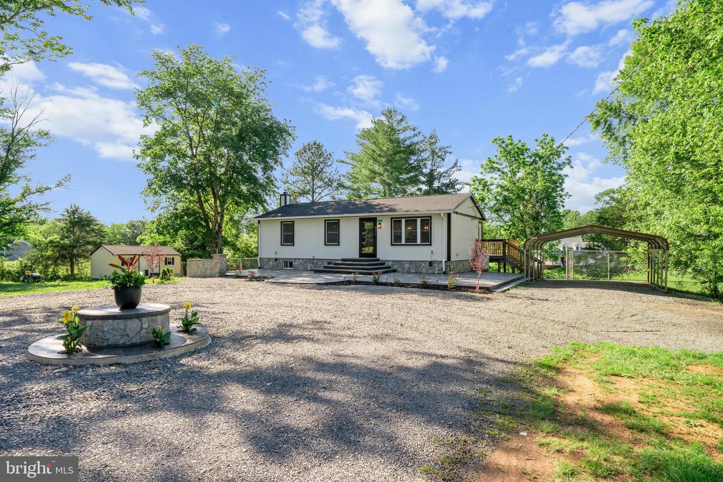 2374 Carriage Ford Rd