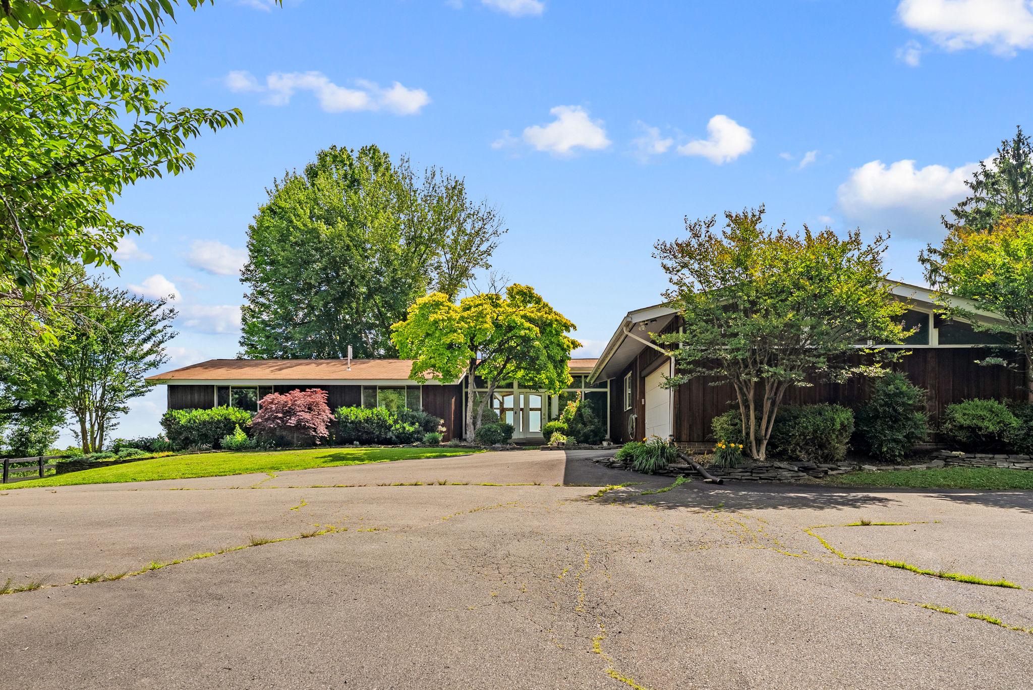 5114 Laurel Lane
