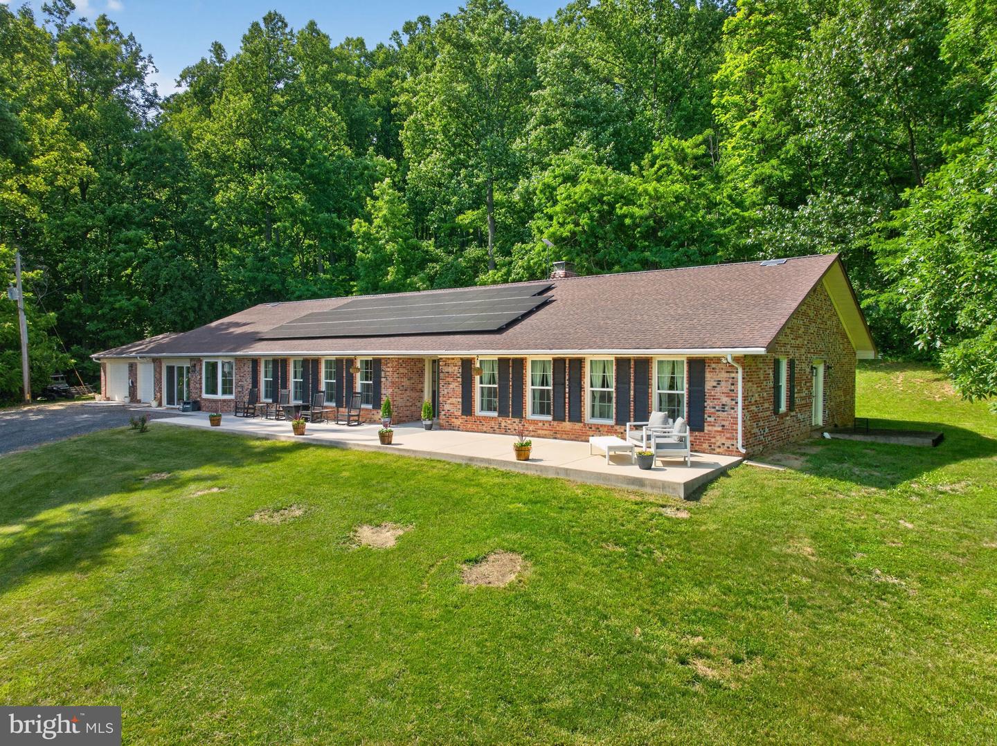 2710 Tuckers Lane
