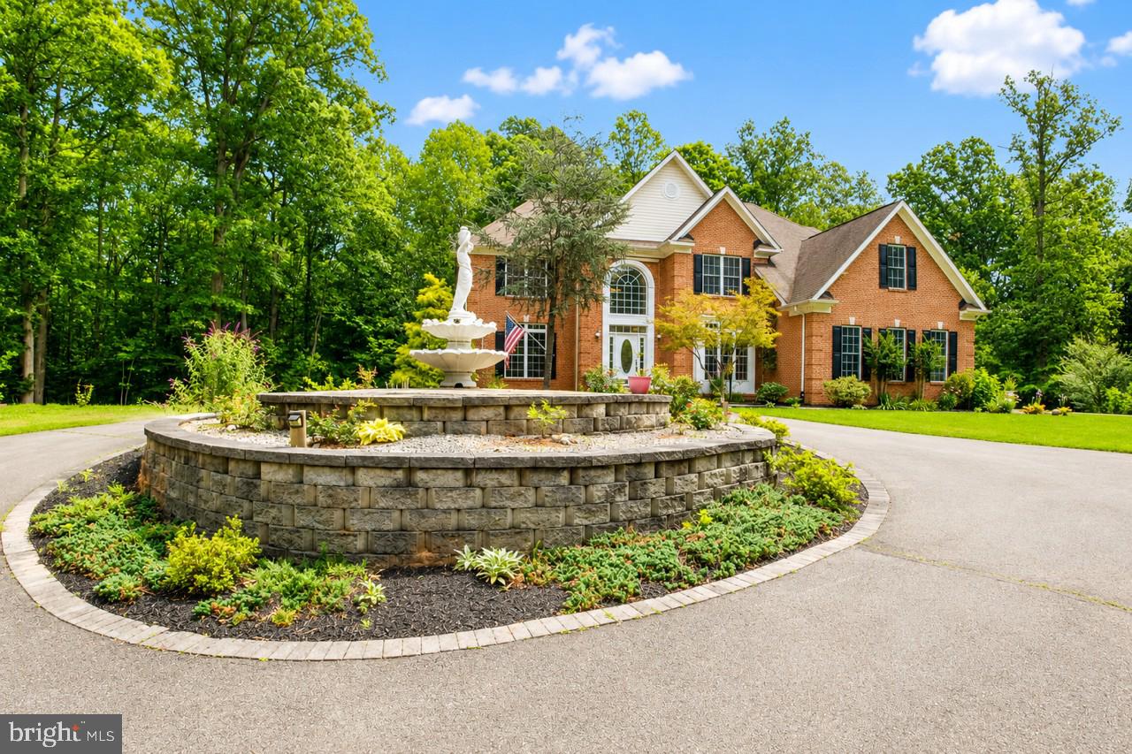 4407 Whitetail Lane