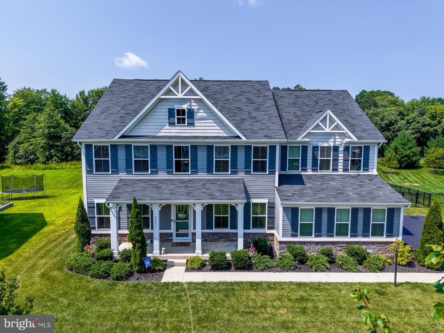 7471 Lake Willow Court