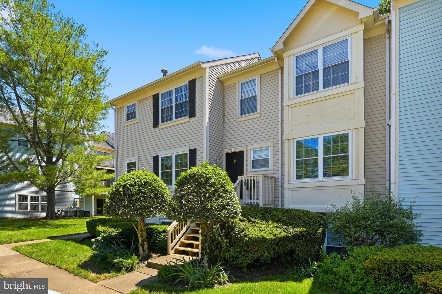 210 Fernwood Place