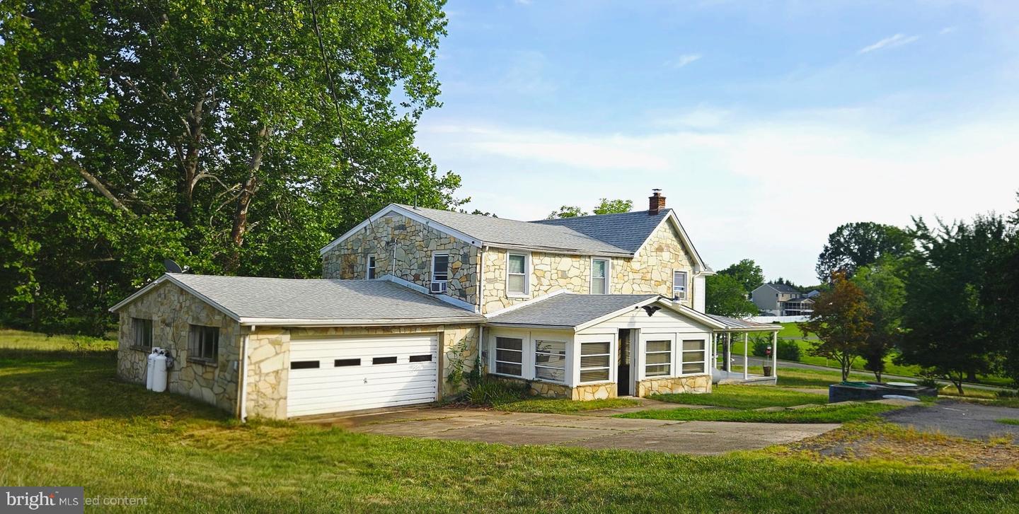 6416 Airlie Road
