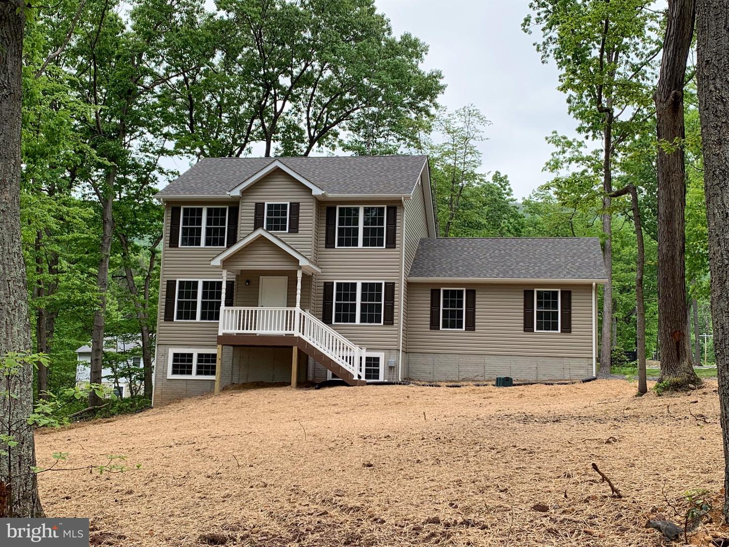 208 Susquehanna Trail, Winchester