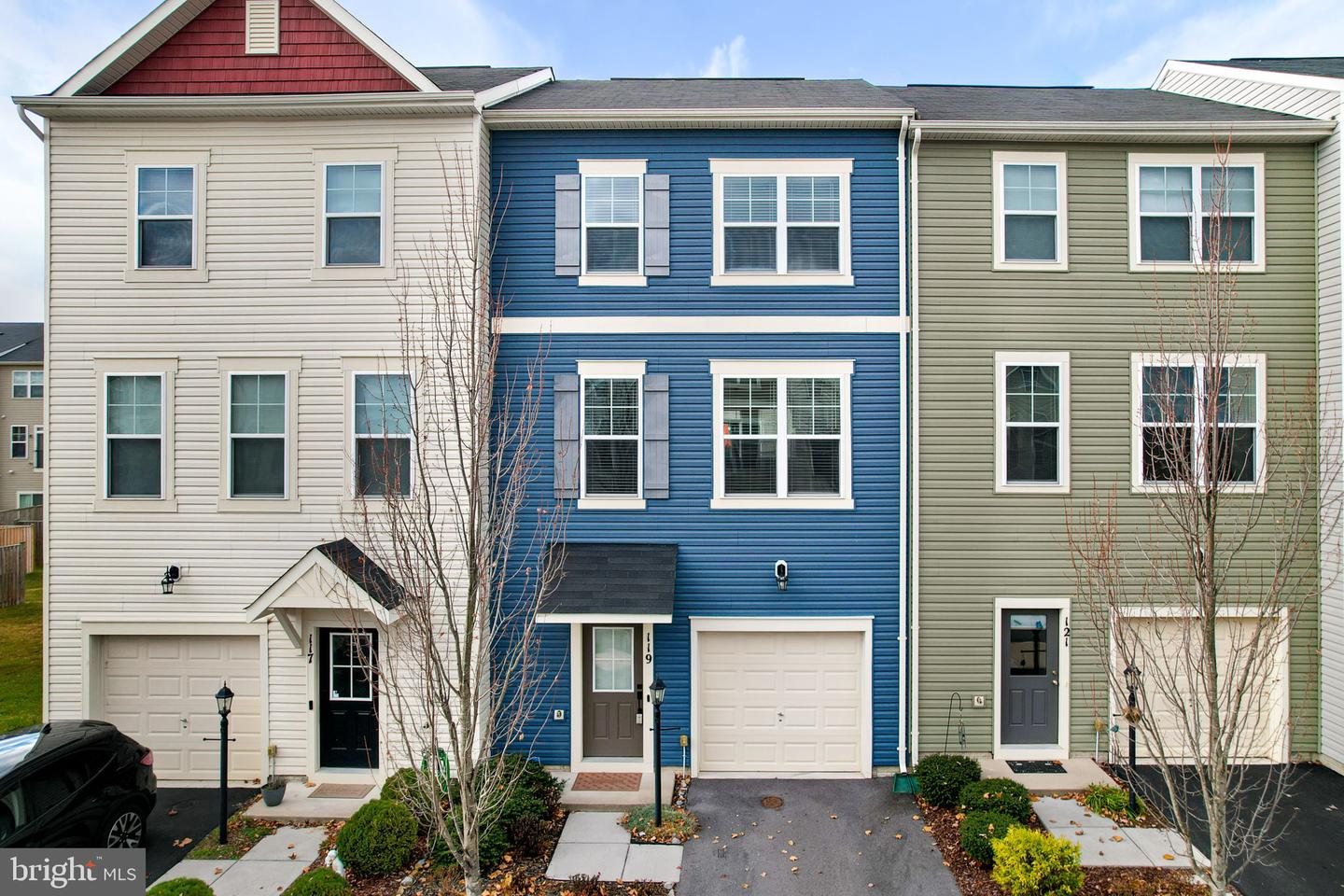 119 Splendor Garden Way, Stephenson