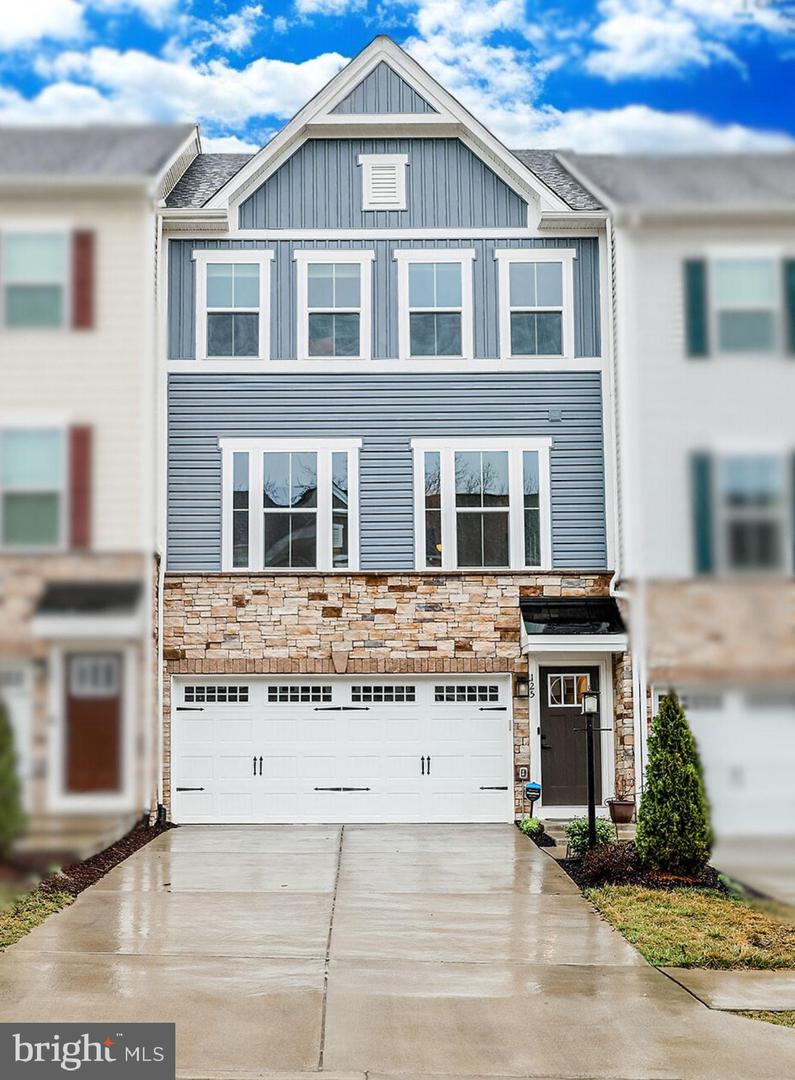 125 Bayhill Terrace, Lake Frederick