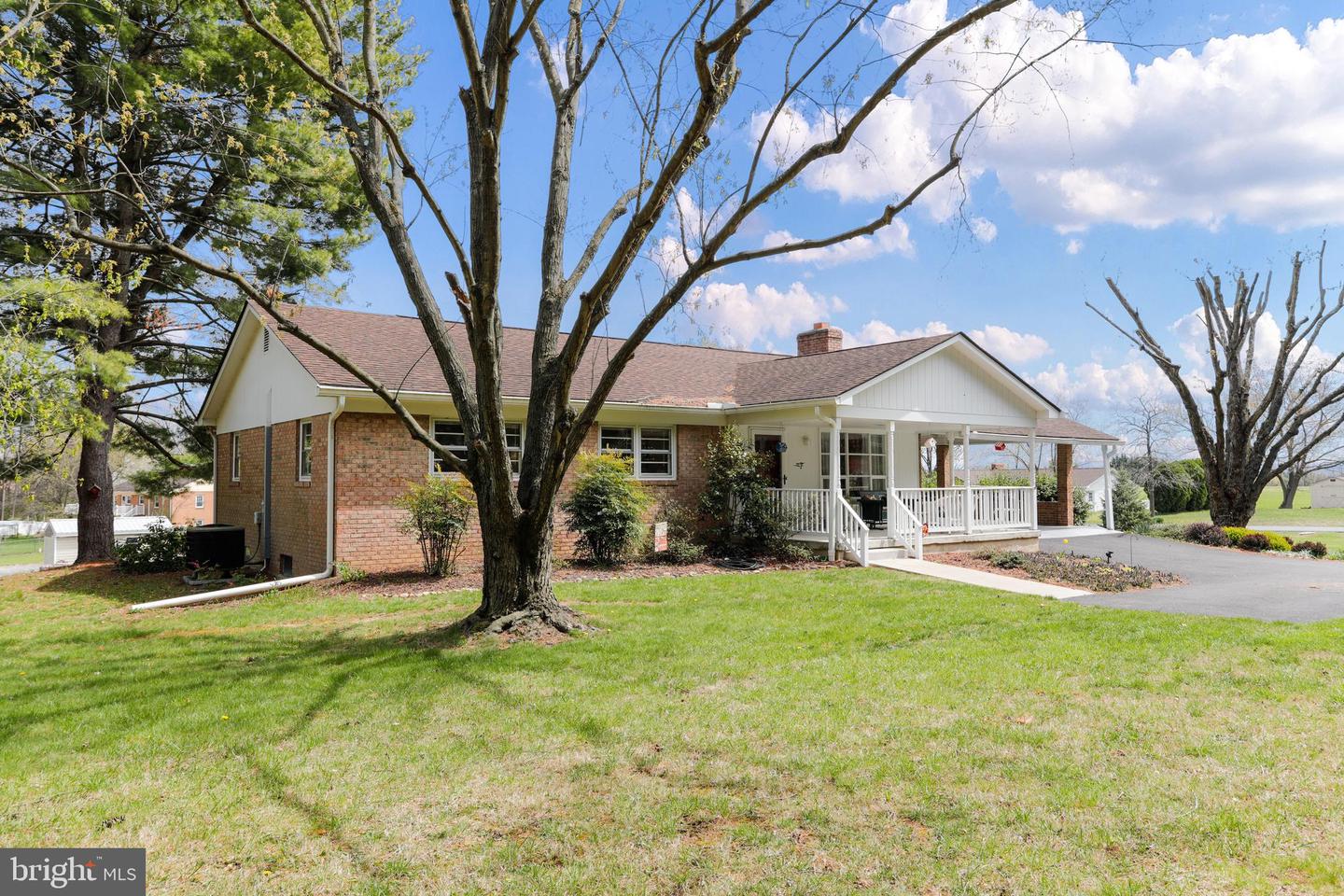 183 Vine Lane, Winchester