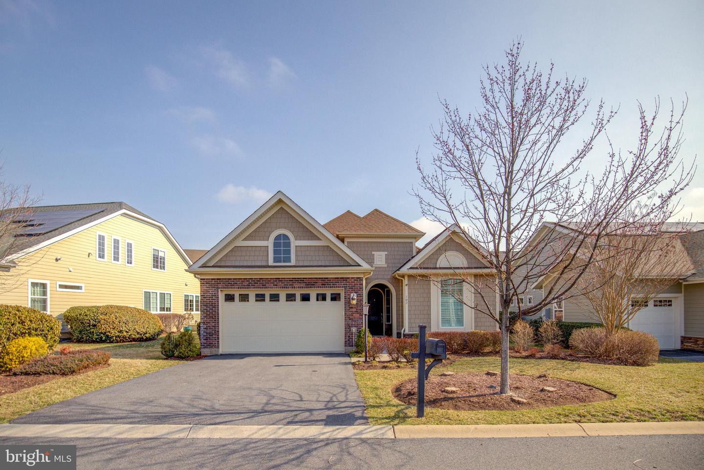 102 Harvester Drive, Lake Frederick