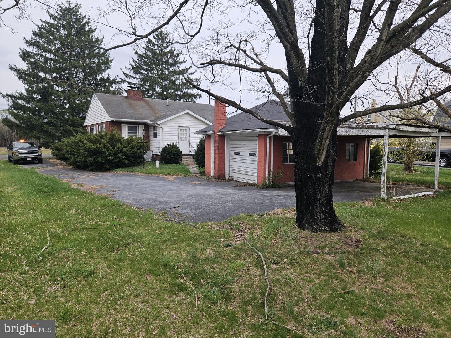 2304 Front Royal Pike, Winchester