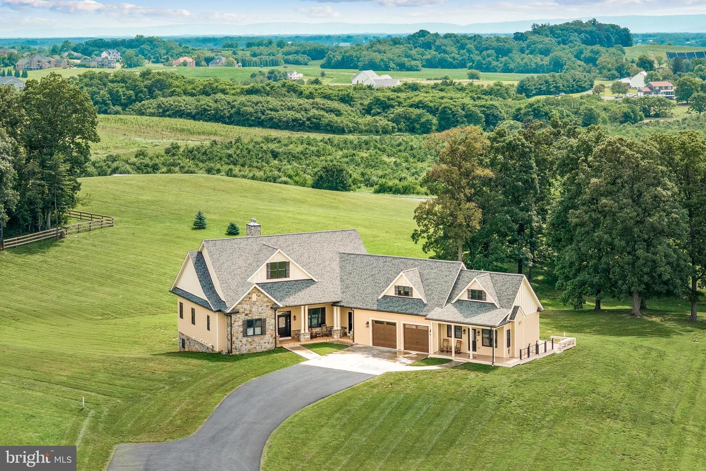 120 Pomme Circle, Stephens City