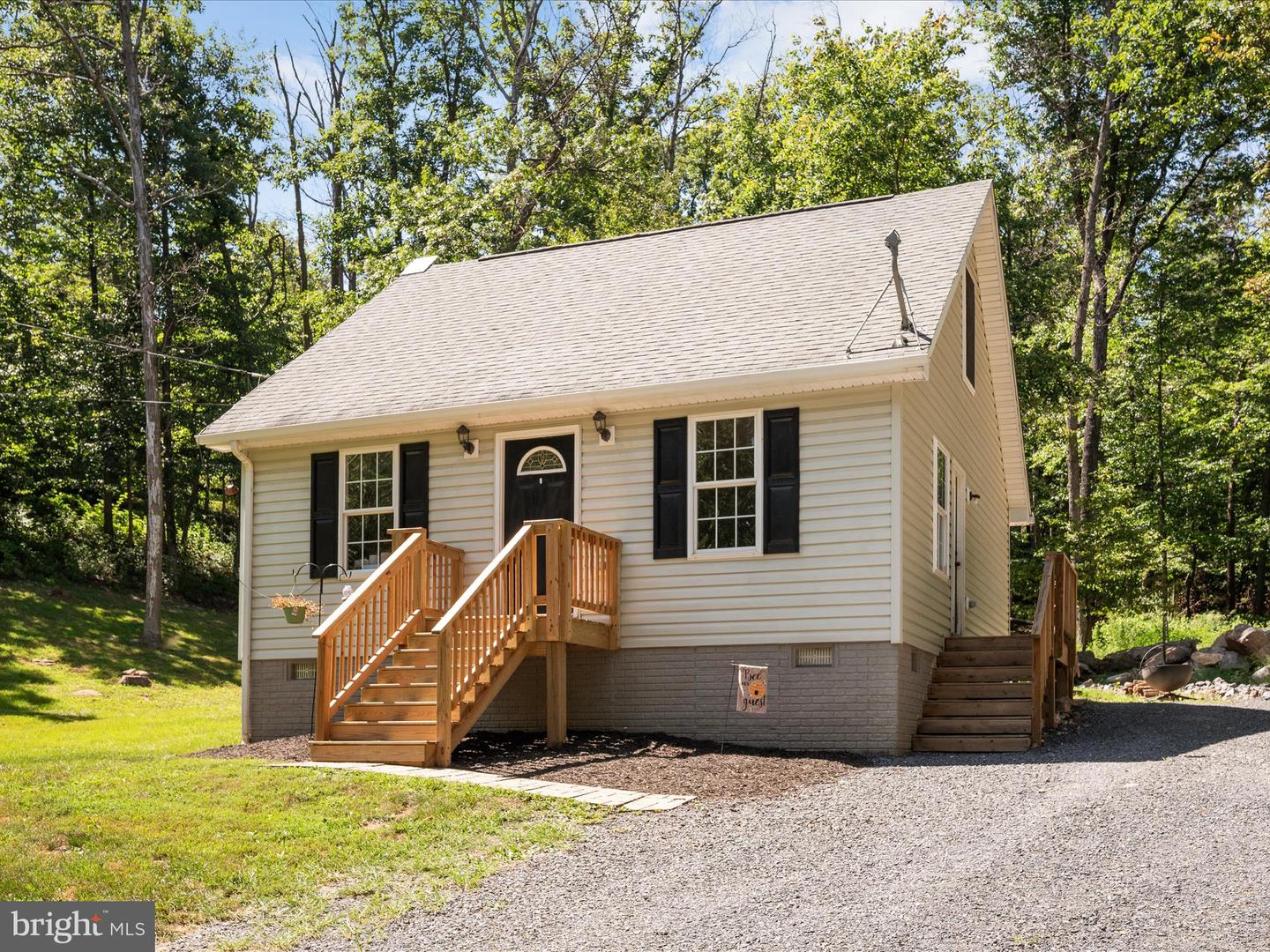 208 Opossum Trail, Winchester