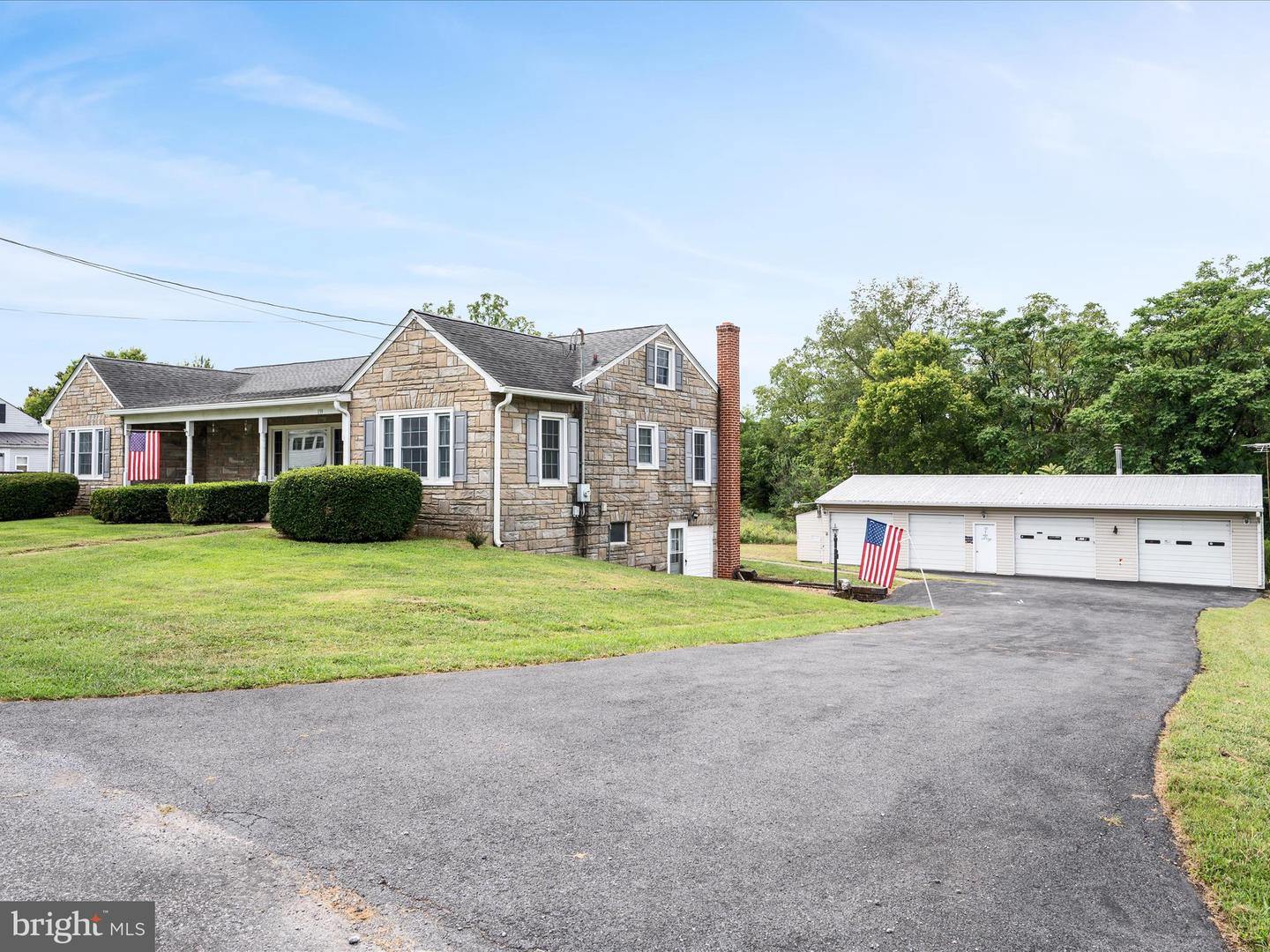 159 Ashton Drive, Winchester