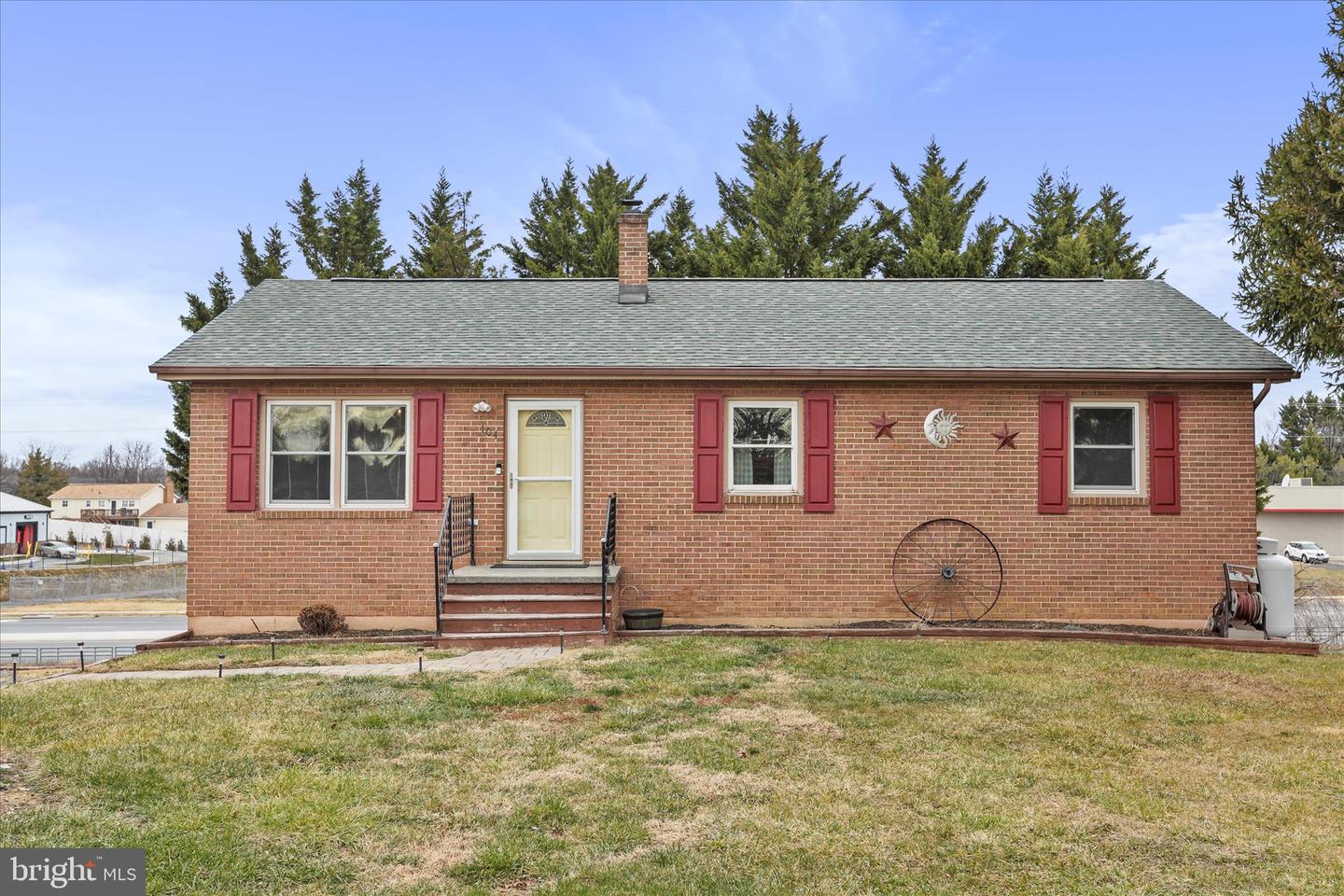104 Linwood Court, Stephens City