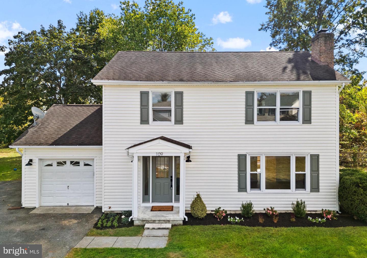 109 Columbia Circle, Stephens City