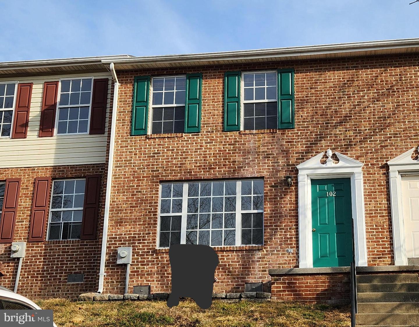 102 Waterford Lane, Winchester
