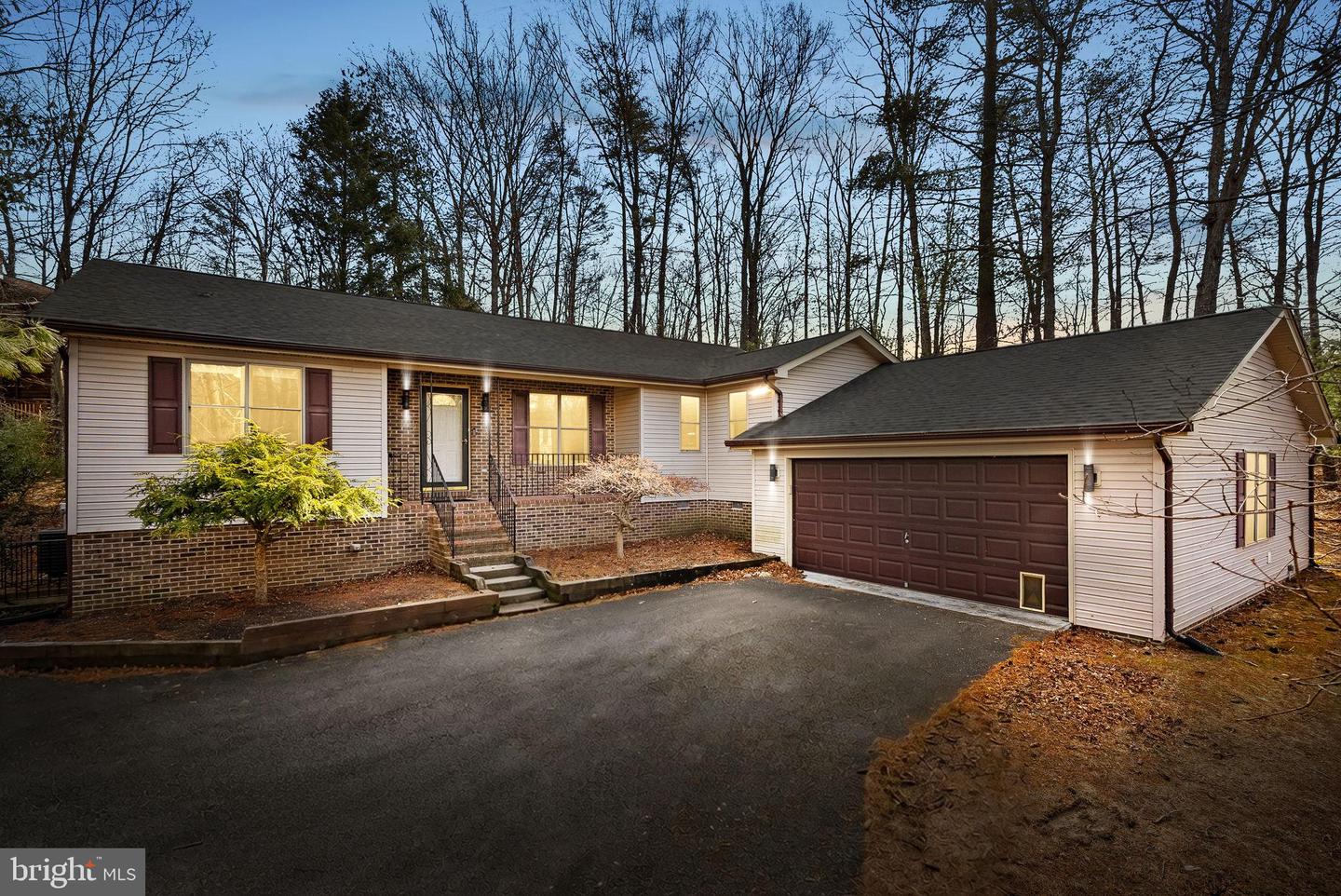 528 Northwood Circle, Cross Junction