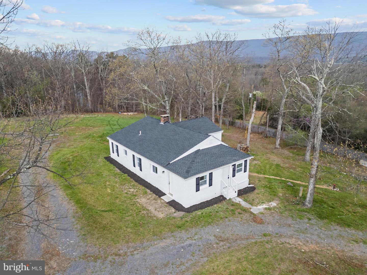 3221 Laurel Grove Road, Winchester