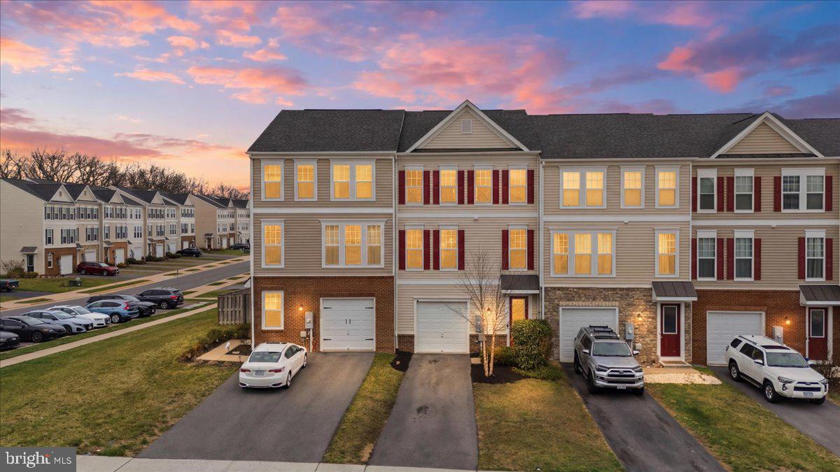 112 Keller Court, Winchester