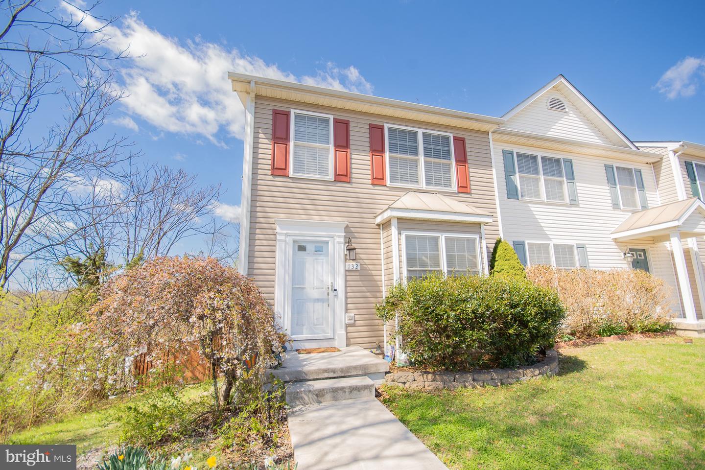 132 Seabreeze Lane, Winchester