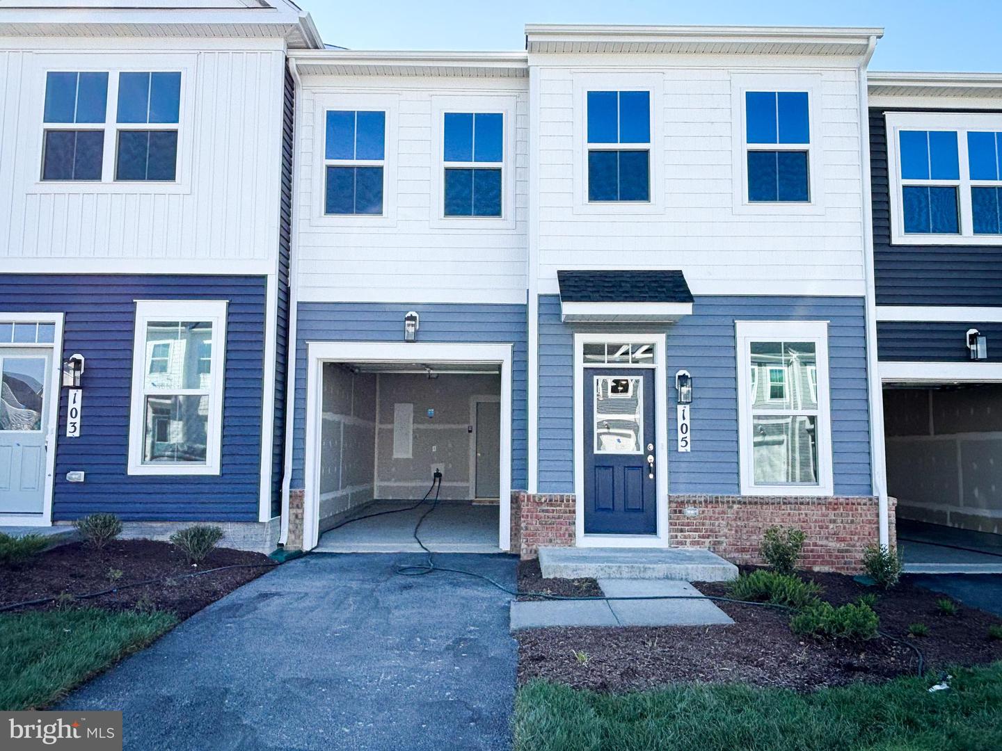 105 Heirloom Way