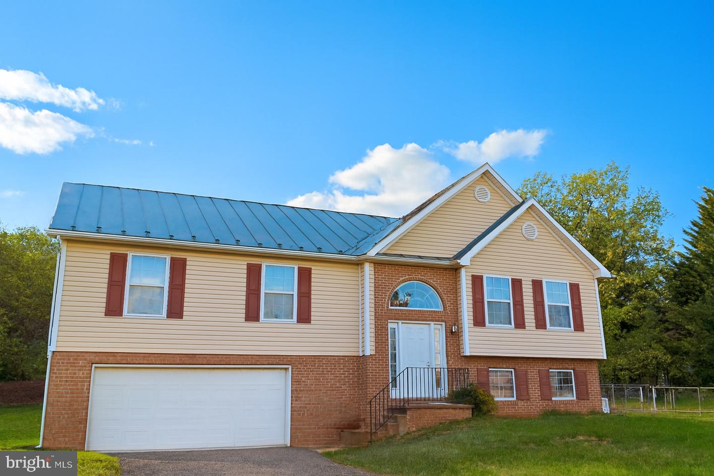 277 Orchard Dale