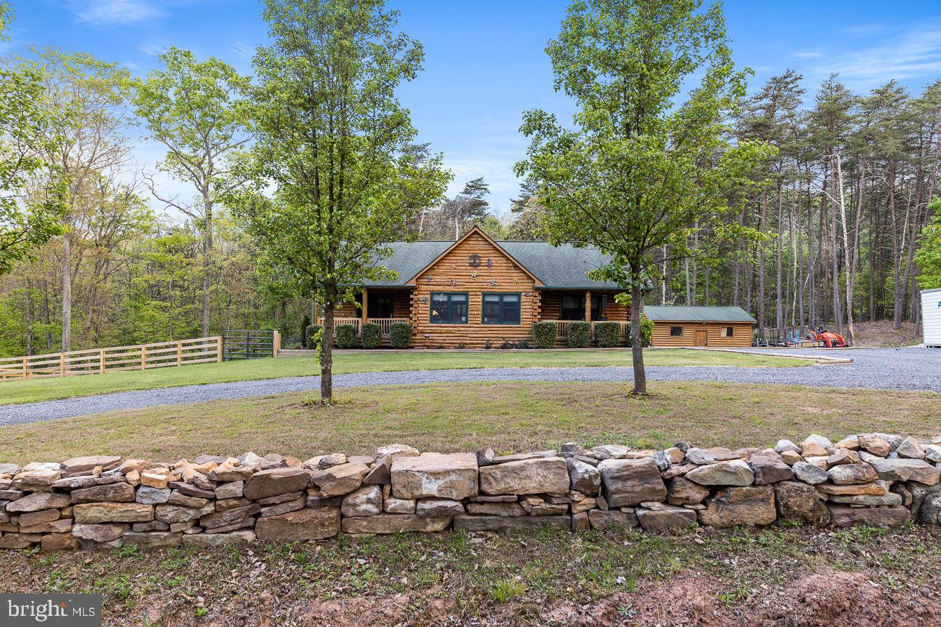 140 Pine Tree Court, Gore