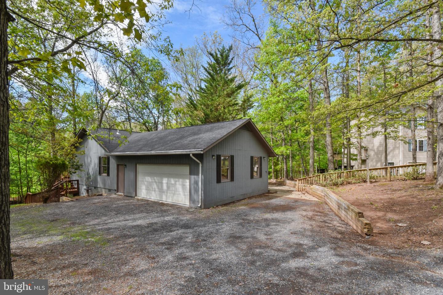 102 Northwood Circle, Cross Junction