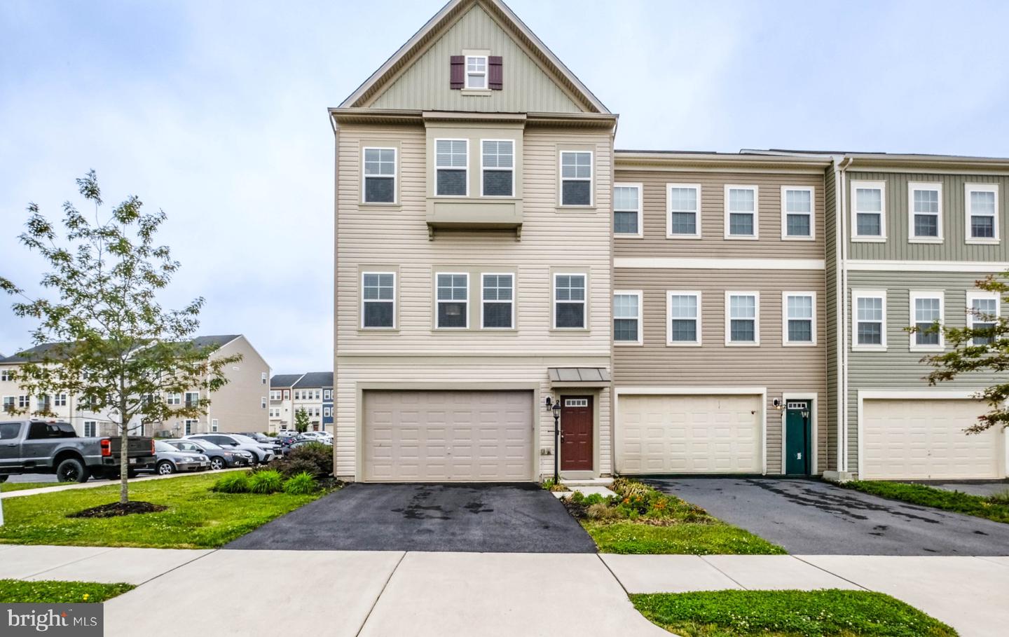 218 Parkland Drive