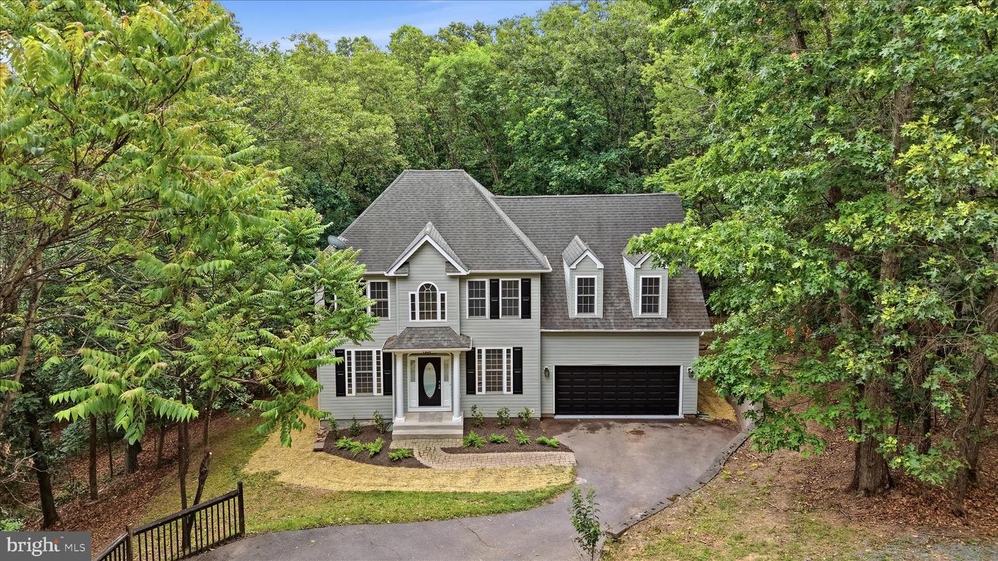 1257 Lakeview Drive