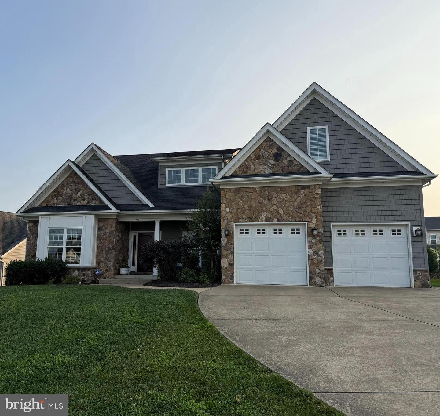 153 Abrams Pointe Boulevard