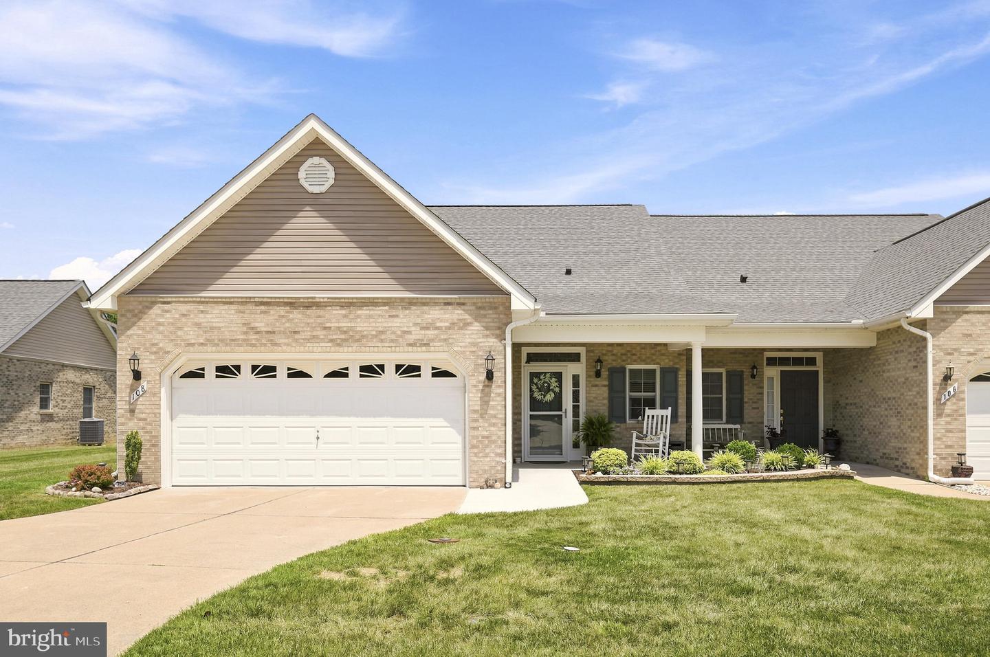 108 Bayberry Court