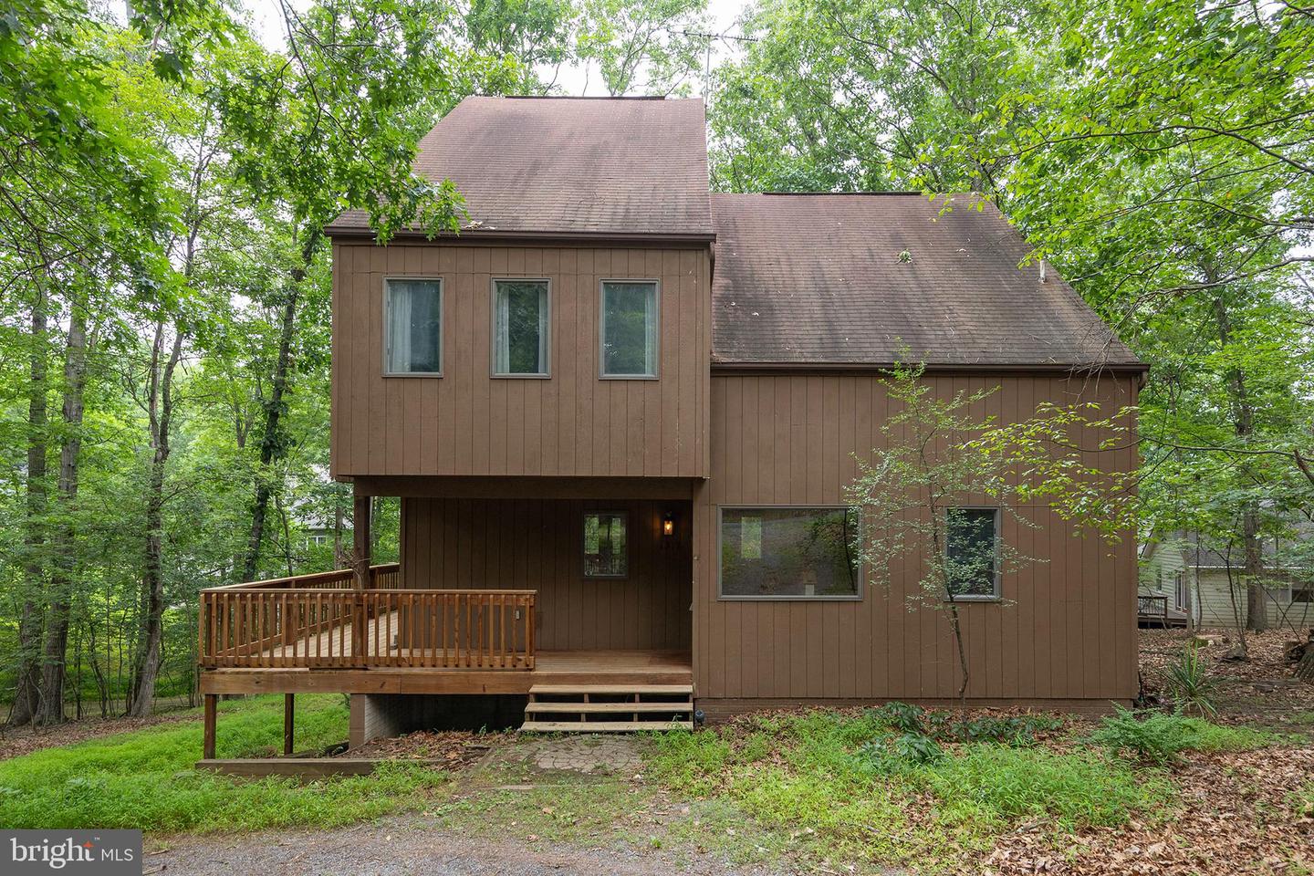 1317 Lakeview Drive