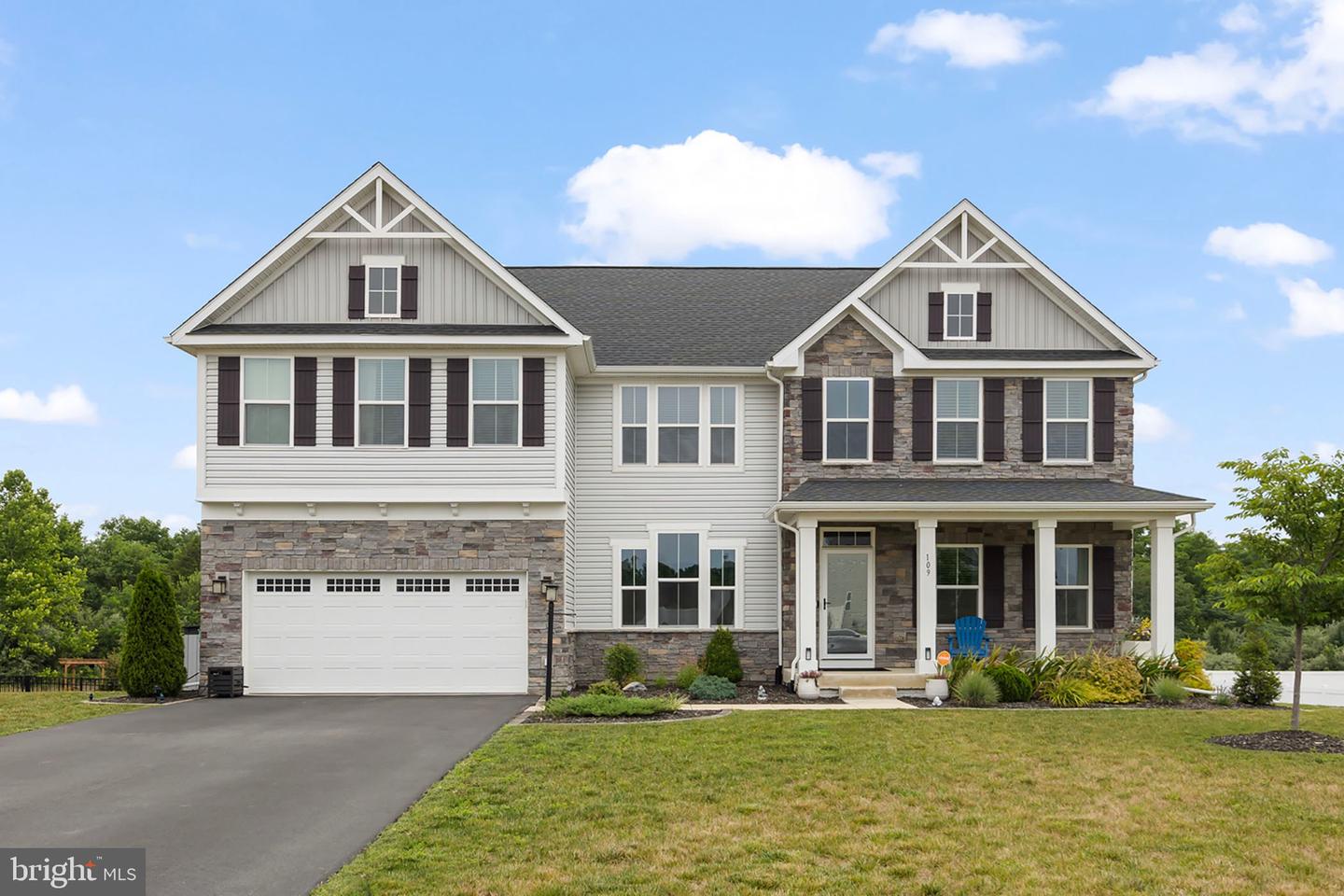 109 Decatur Circle