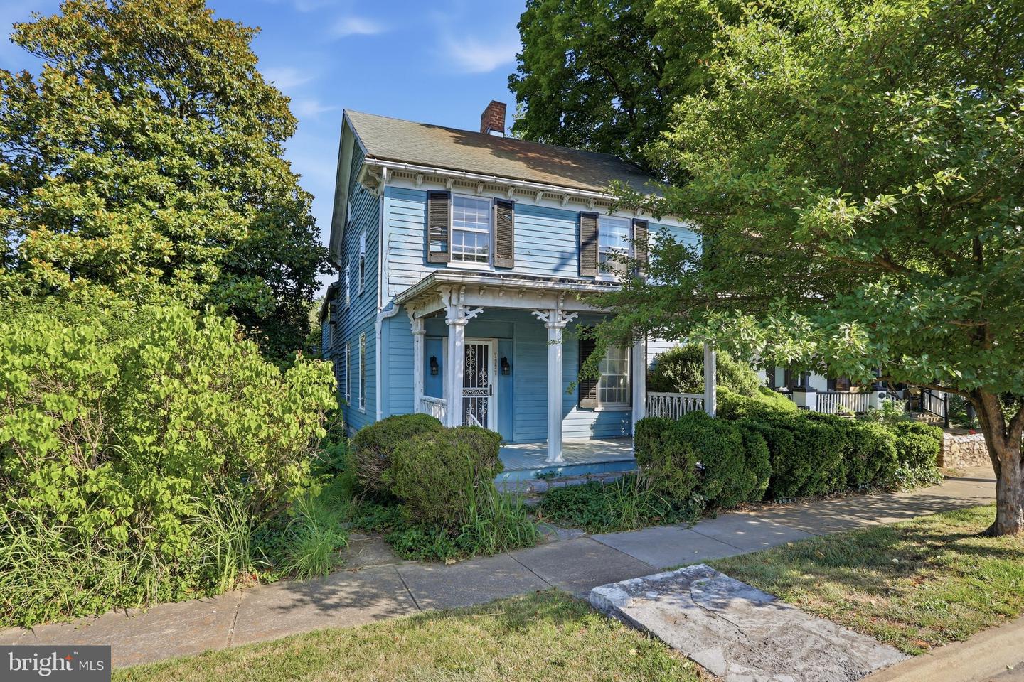 7927 Main Street
