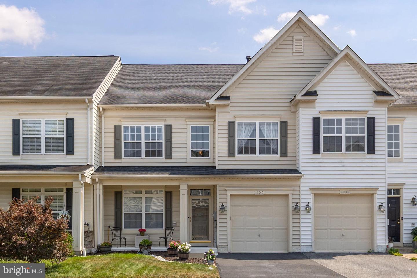 109 Quinton Oaks Circle