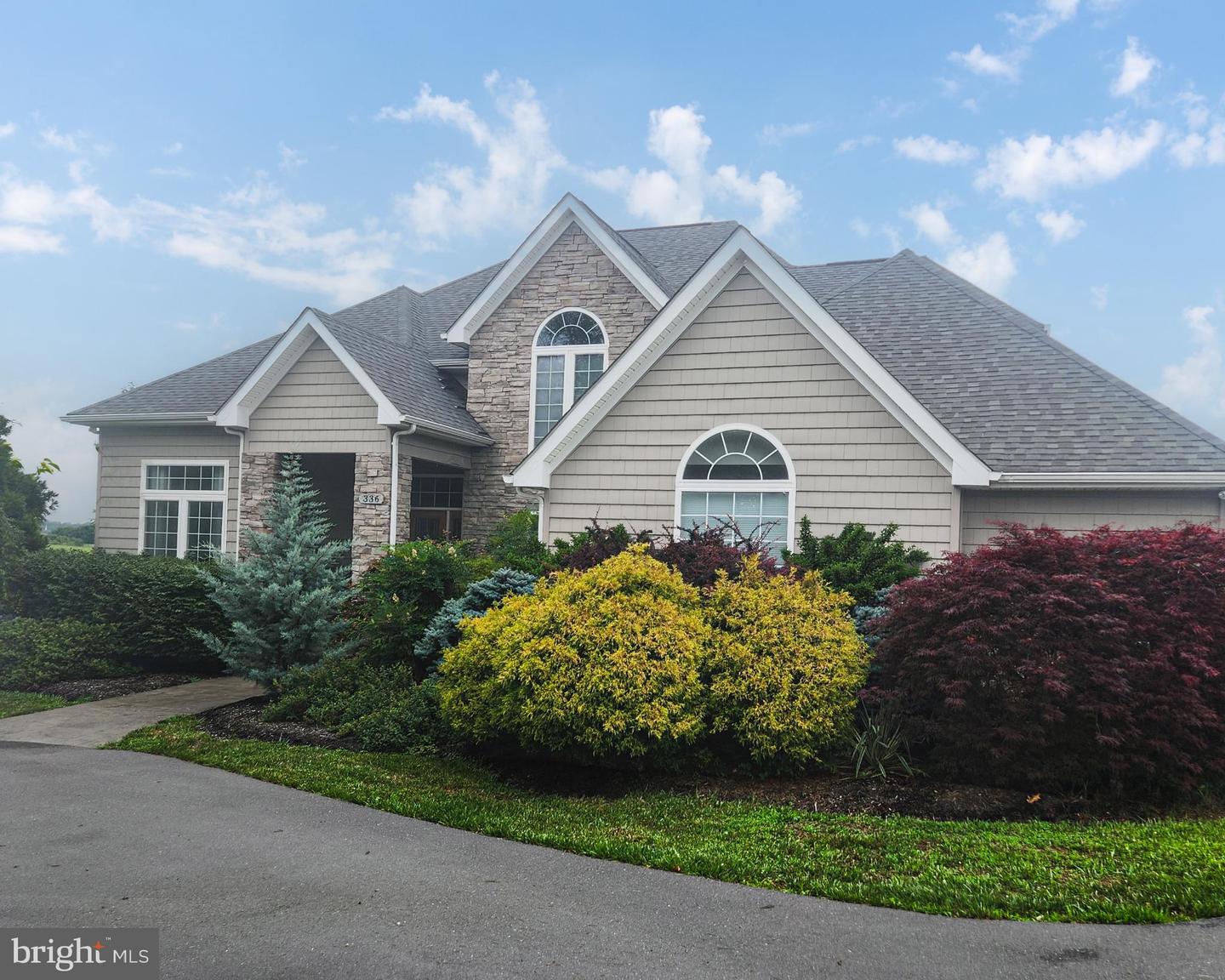336 Apple Valley Road