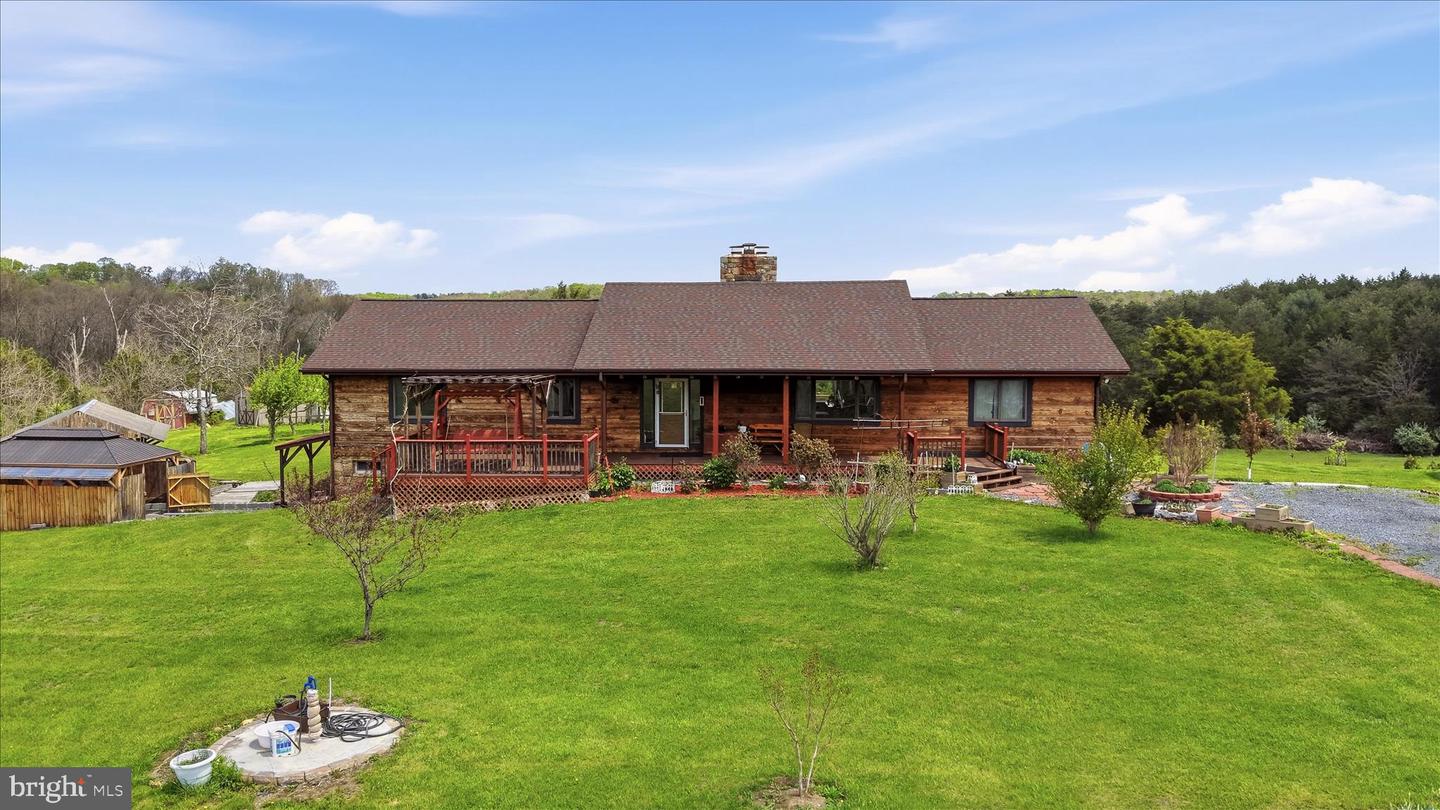 2121 S Pifer Road, Star Tannery