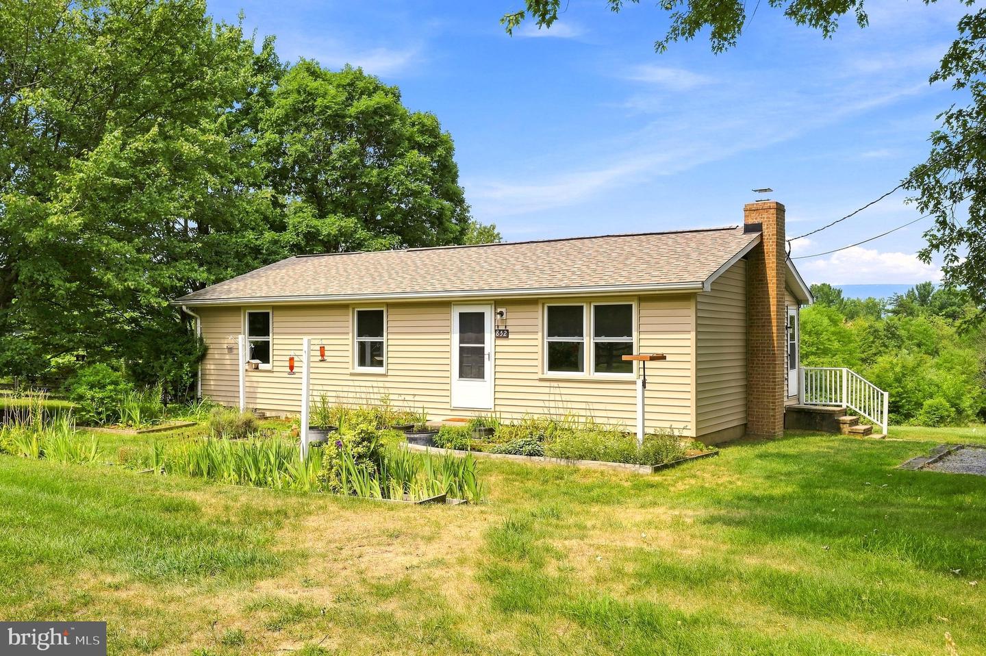 852 McDonald Road