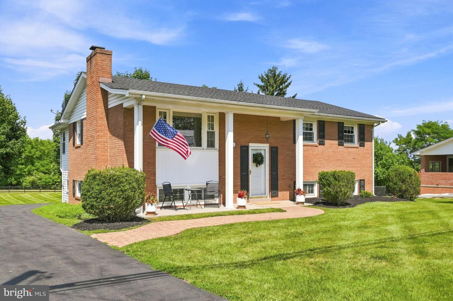 4802 Valley Pike