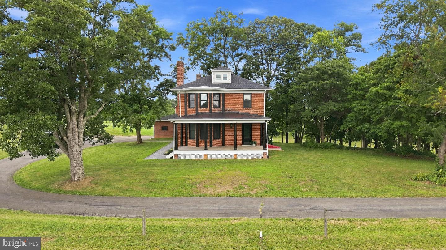 2122 Jones Road