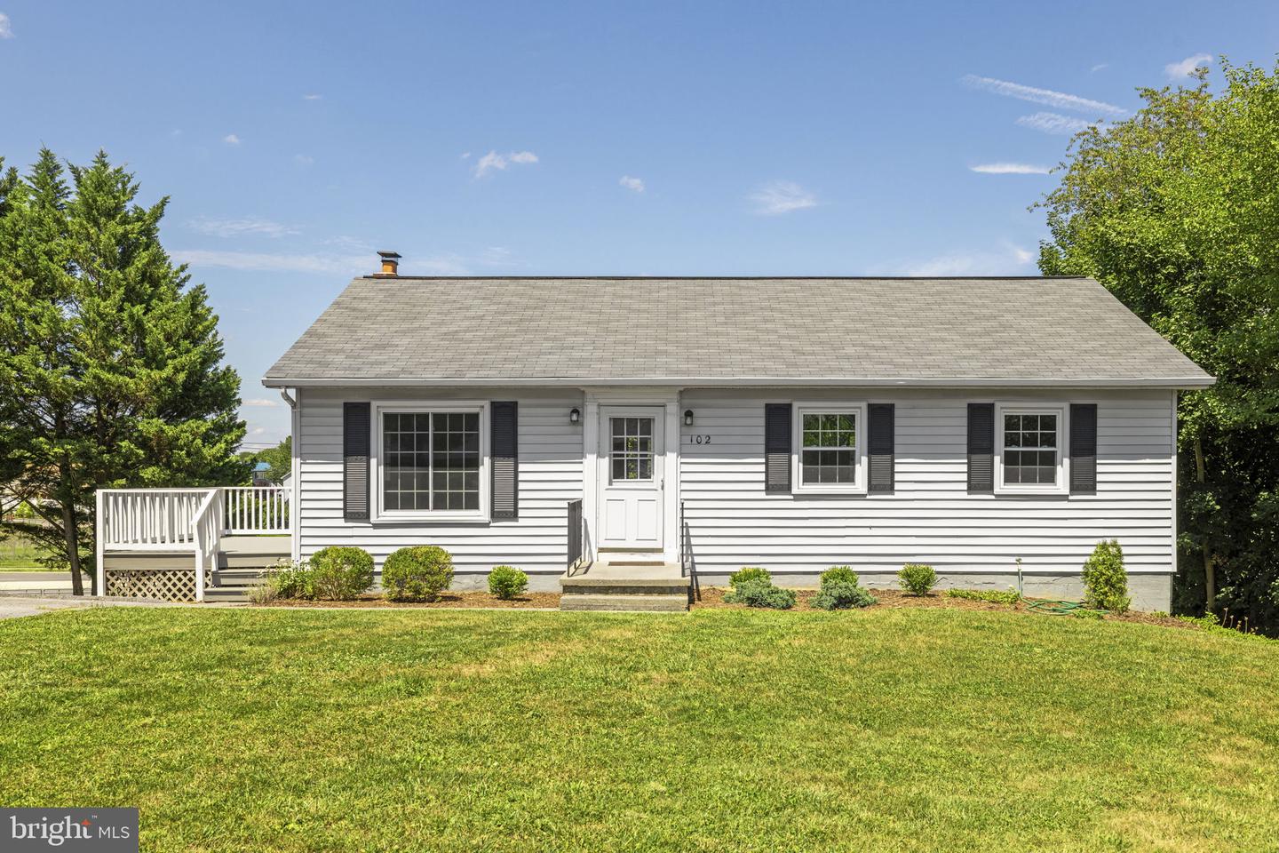 102 Linwood Court