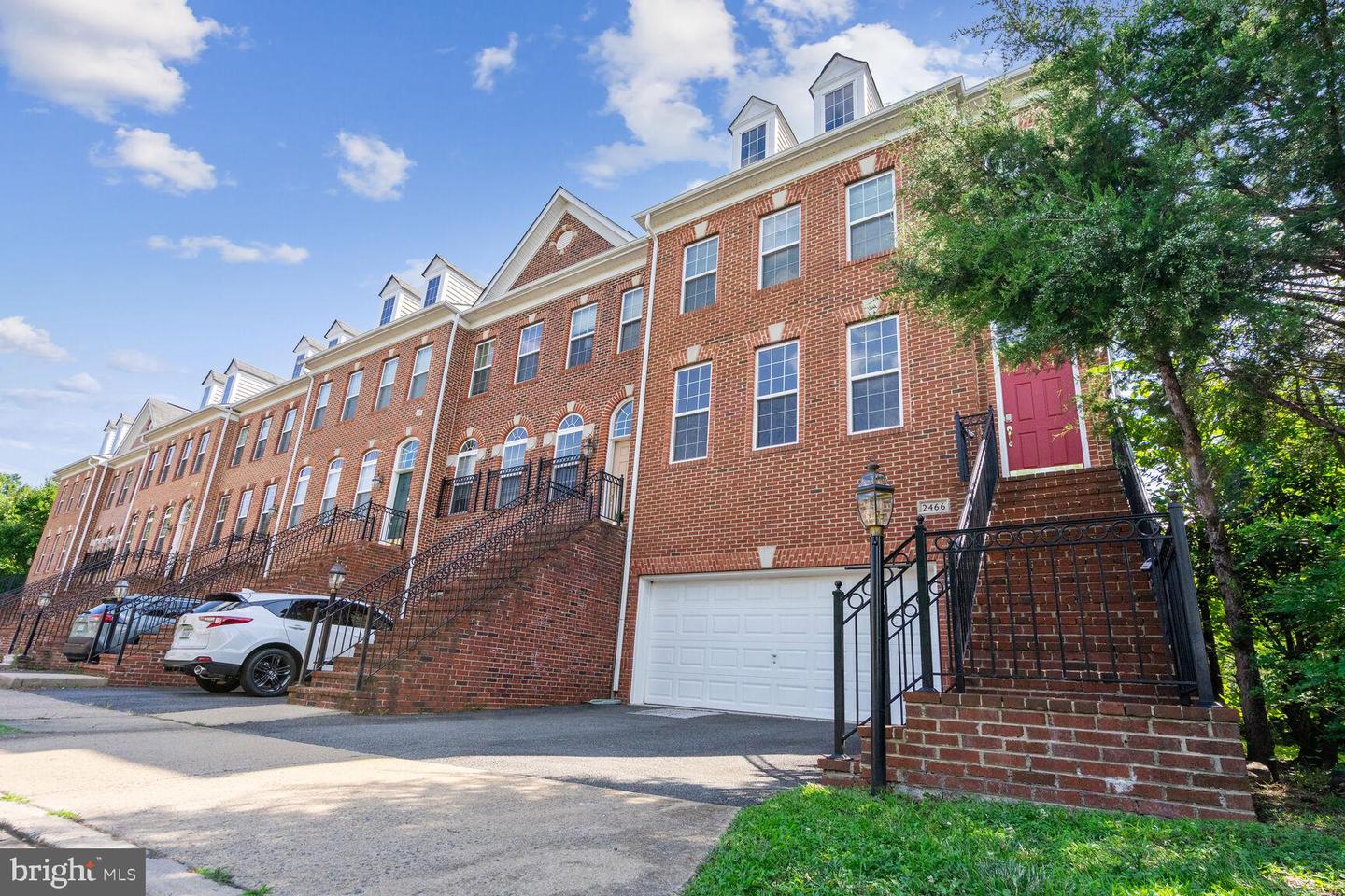 2466 Silk Court, Herndon