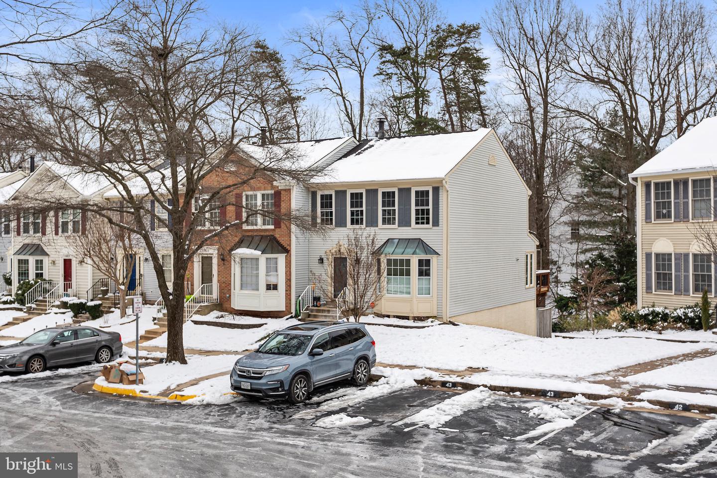 13925 Waterflow Place, Centreville