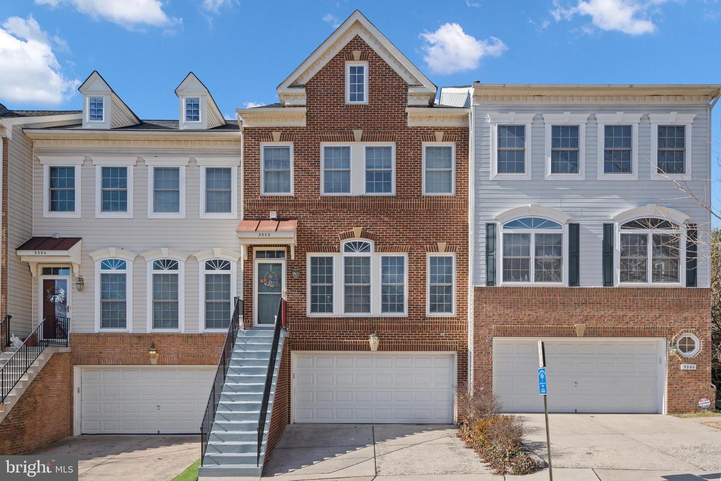 3392 Beechcliff Drive, Alexandria
