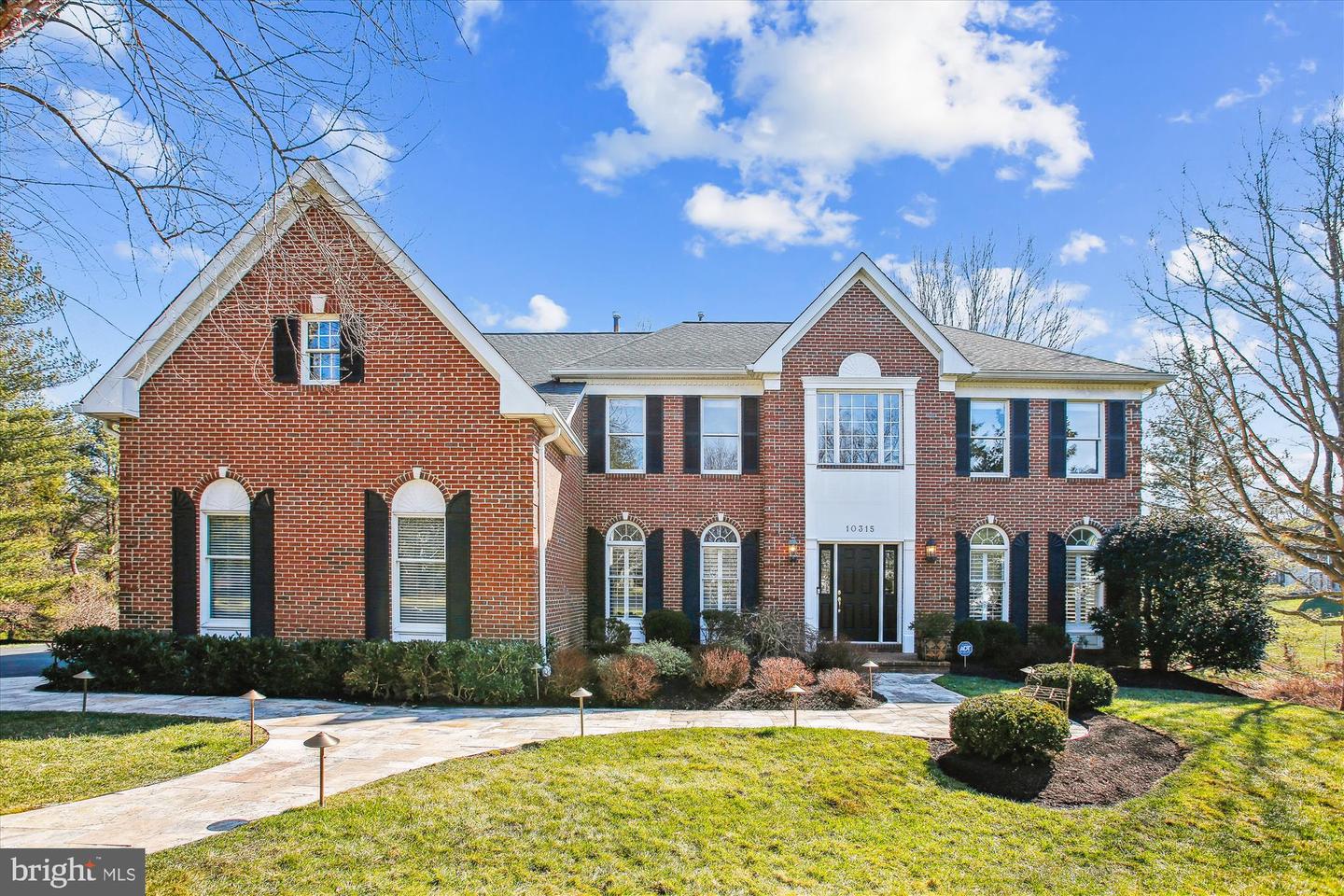 10315 Brittenford Drive, Vienna