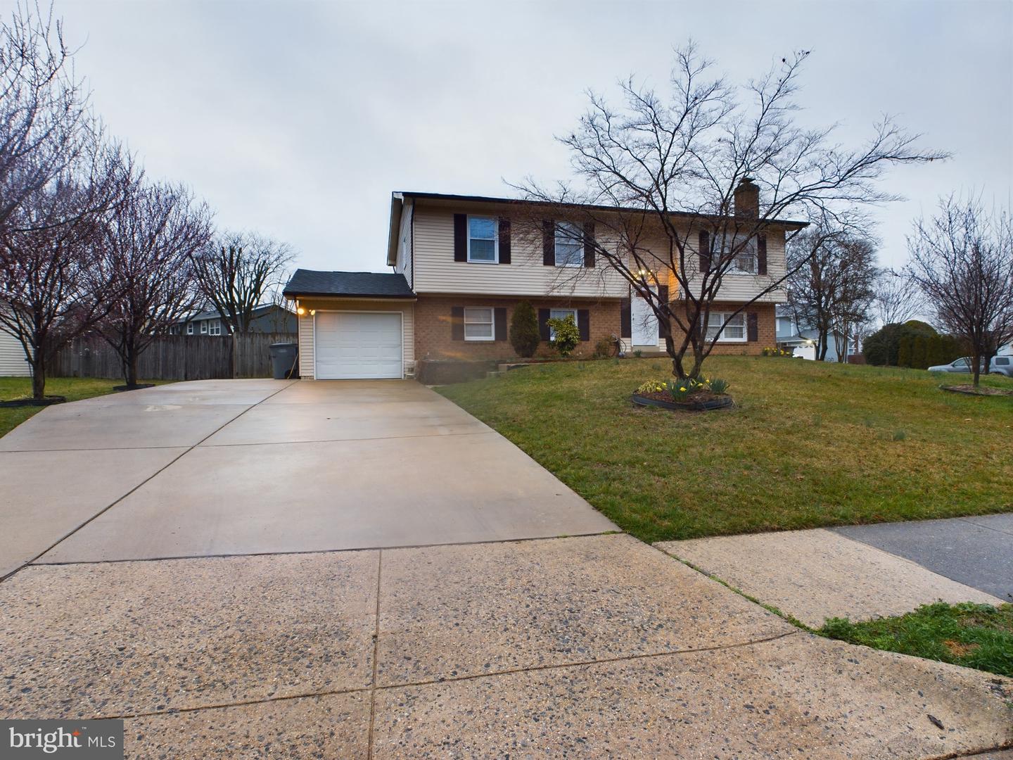 6419 Kings Landing Road, Alexandria