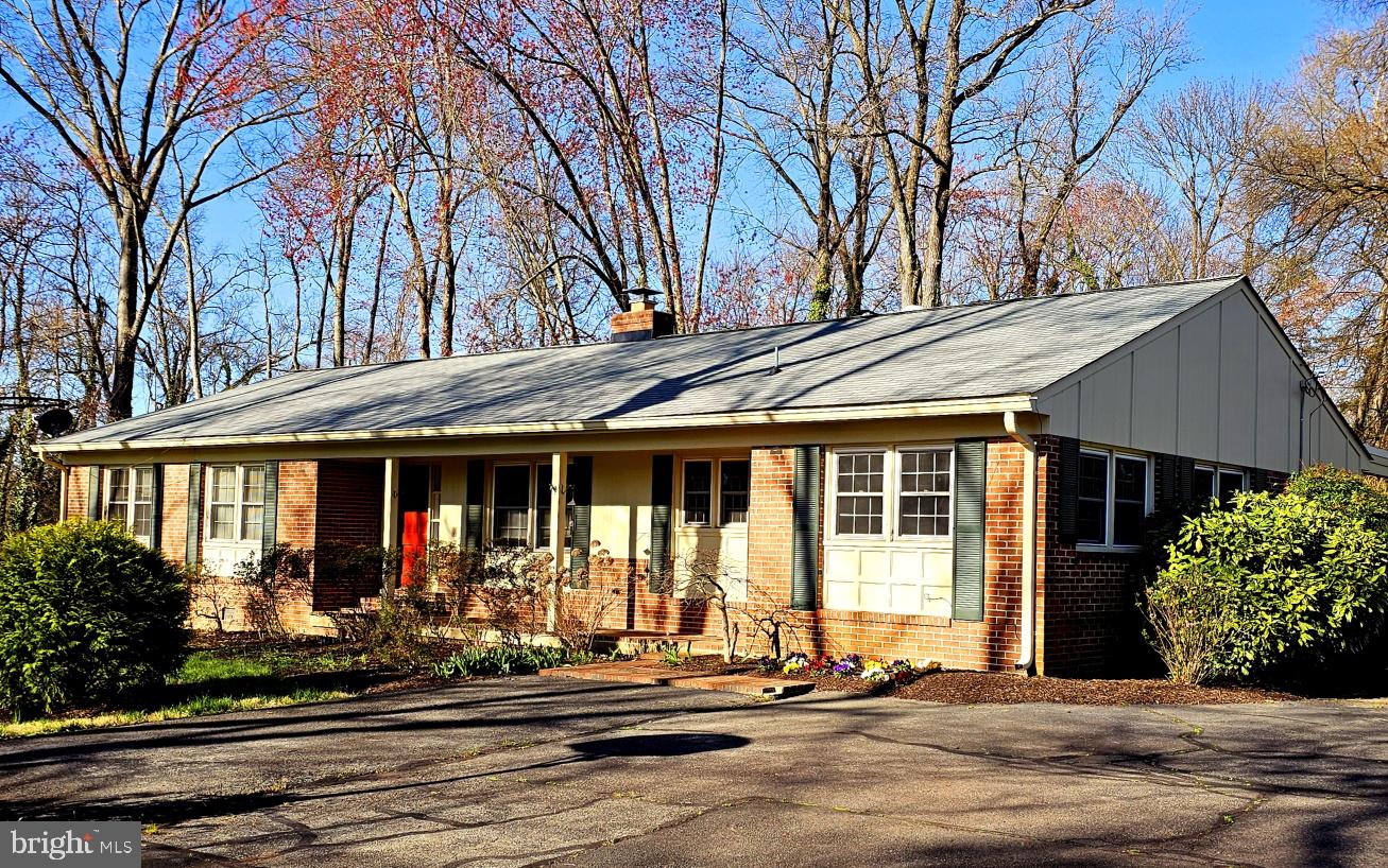 5624 Old Mill Road, Alexandria