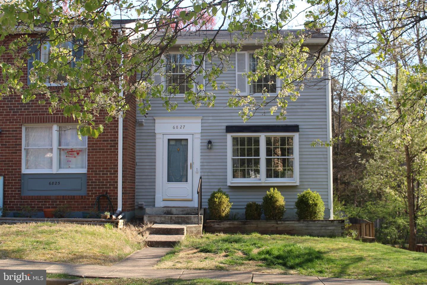 6827 Heatherway Court, Alexandria