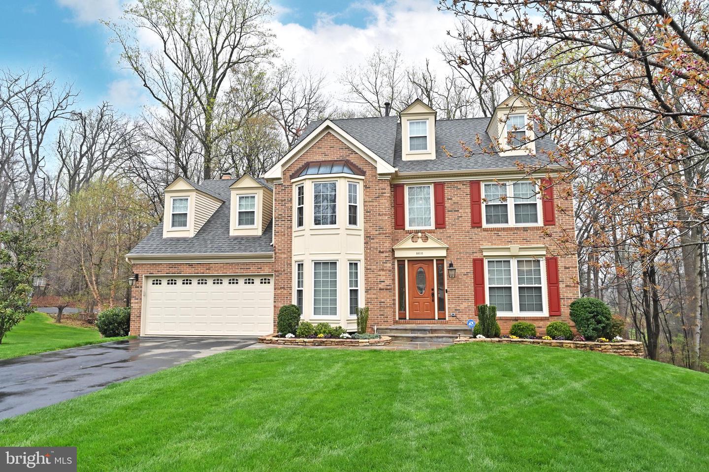 8610 Oak Chase Circle, Fairfax Station